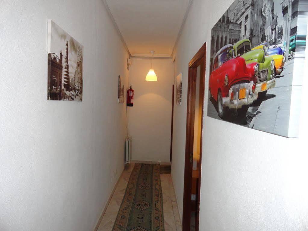 Hostal Fuencarral Kryse Madrid Esterno foto